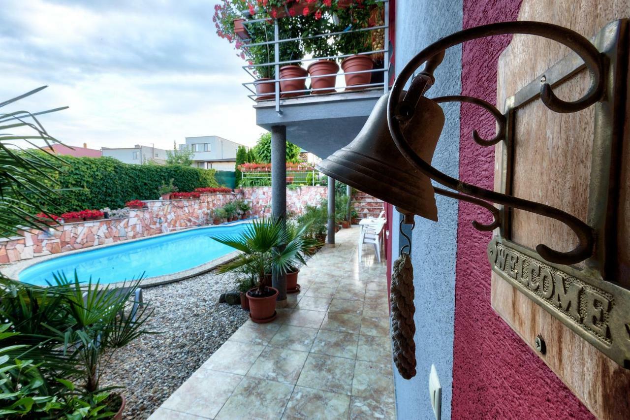 Apartmanovy Dom Red Podhajska Bagian luar foto