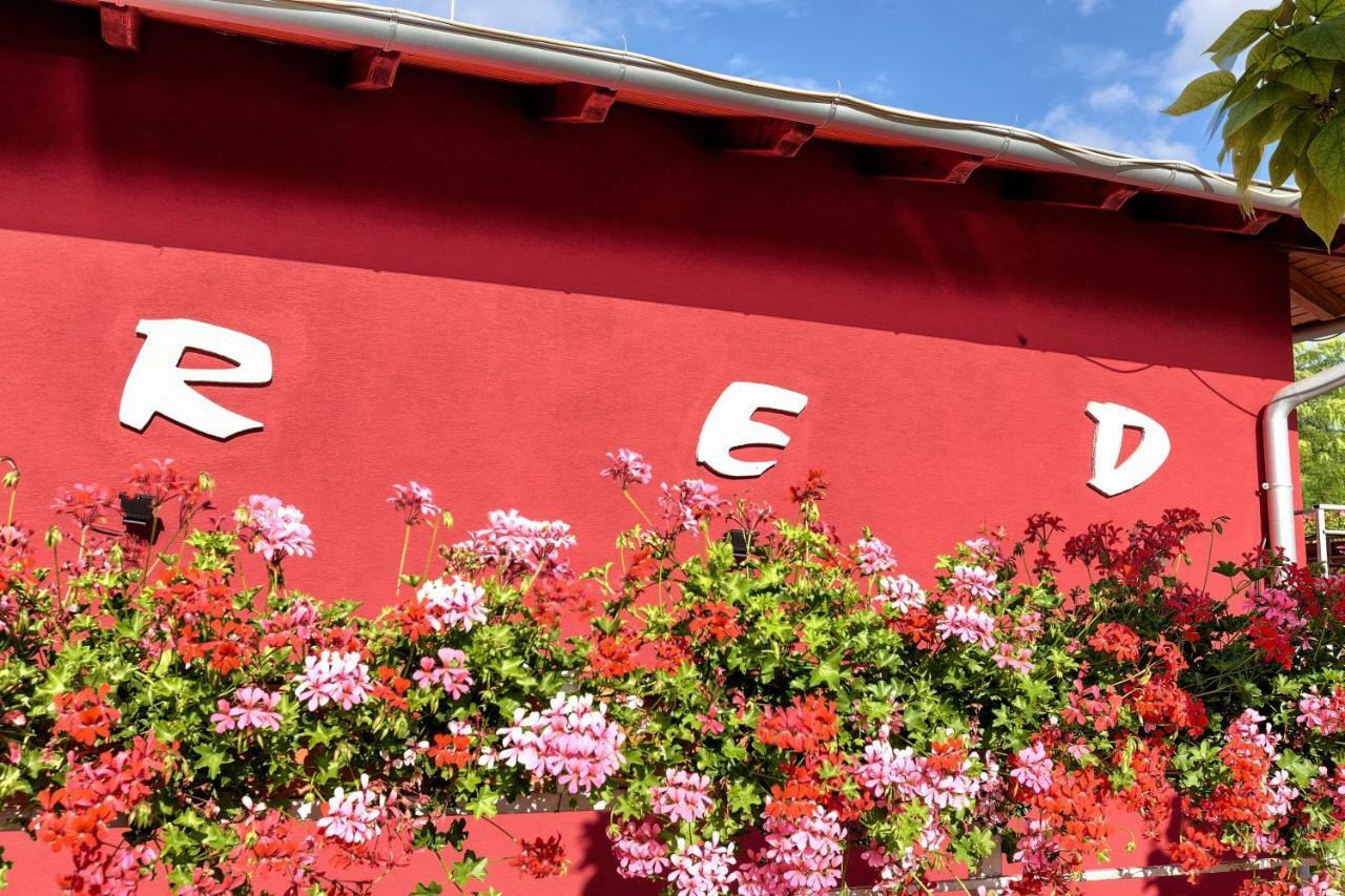 Apartmanovy Dom Red Podhajska Bagian luar foto