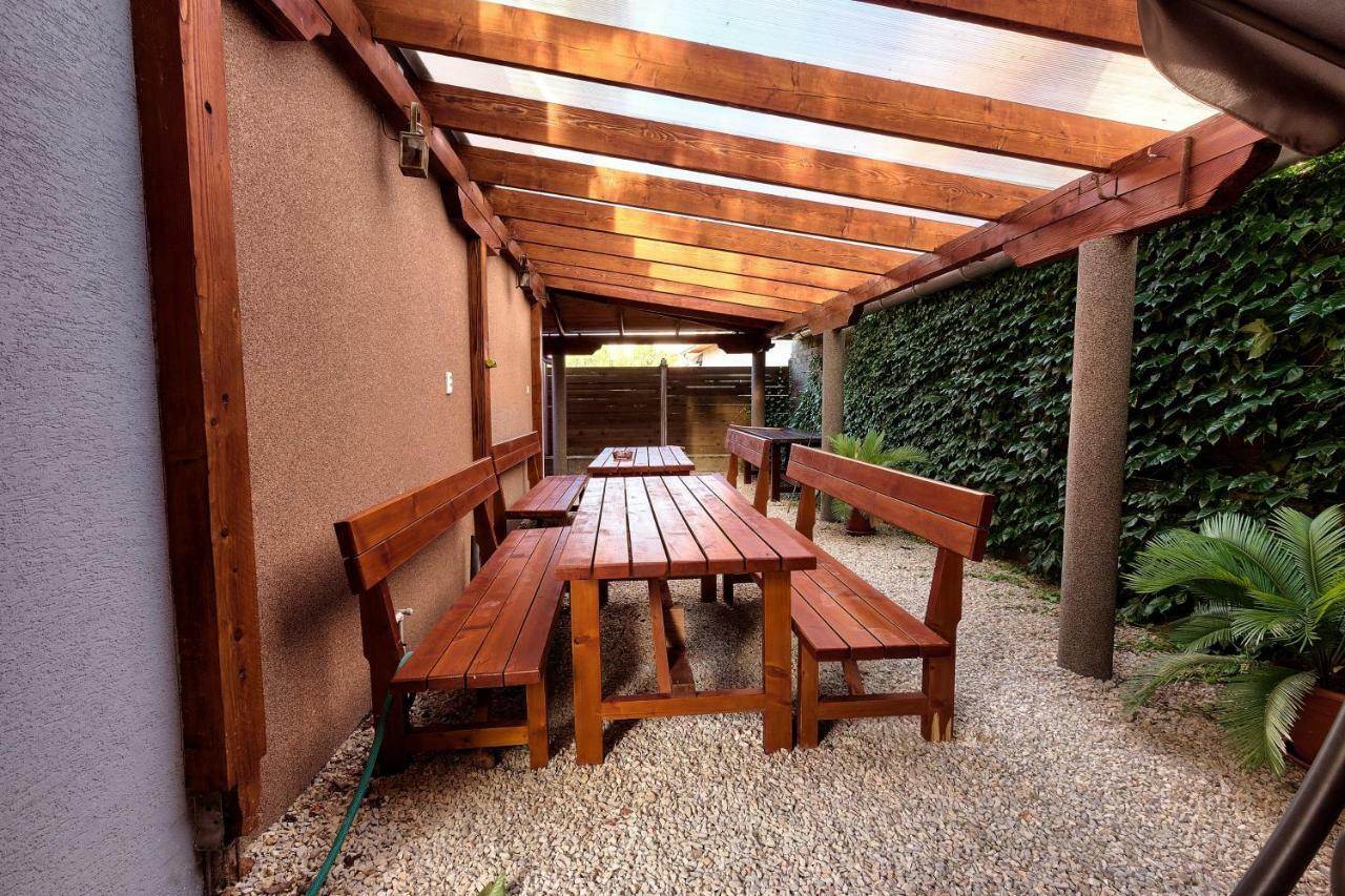 Apartmanovy Dom Red Podhajska Bagian luar foto